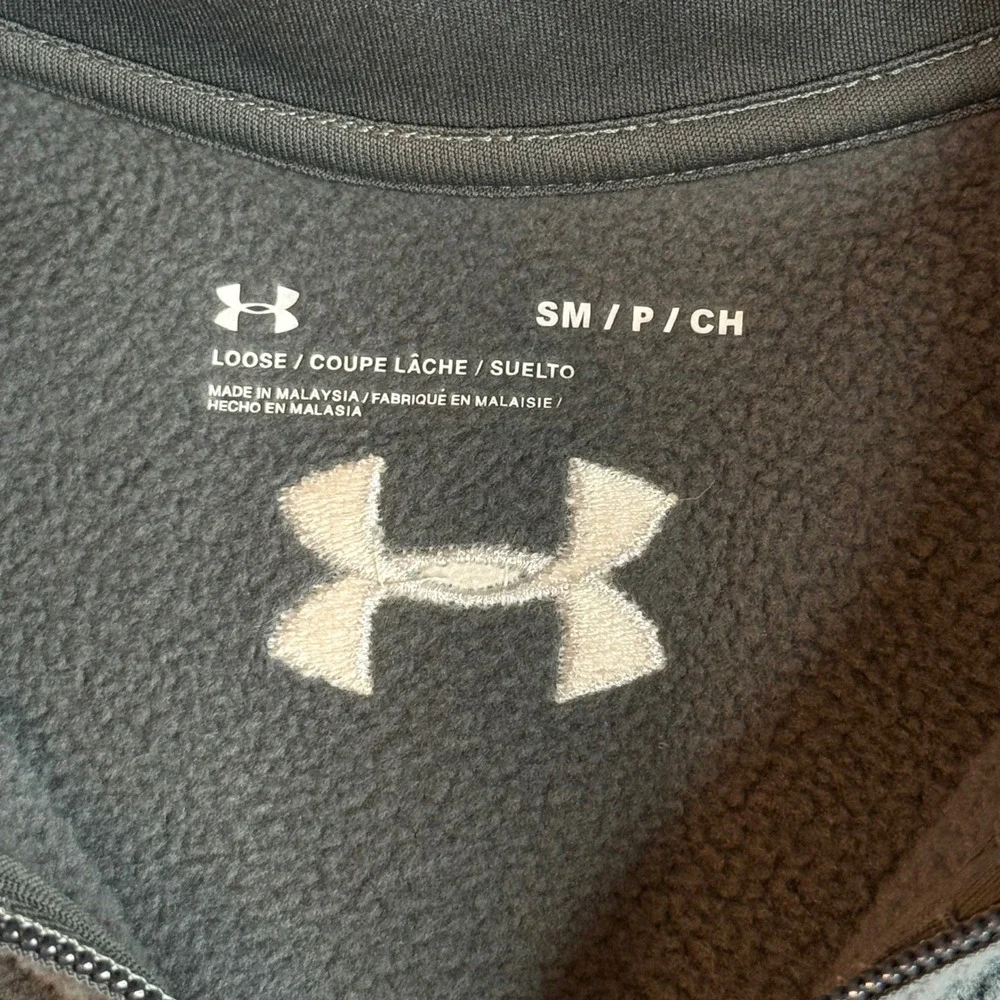 Under Armour Mens Small Waffle Fleece Full Zip Vest Gray Loose Fit Mock Neck